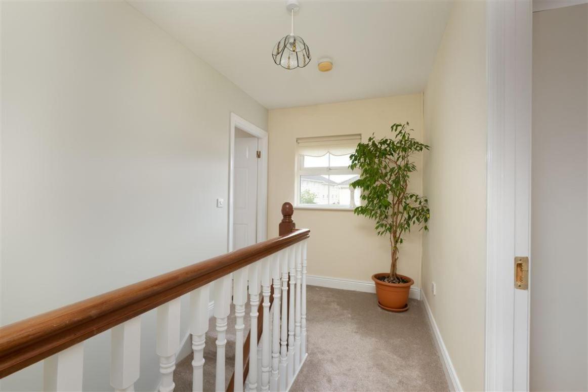 2 Cosy Bedrooms In A 3 Bed Home Tyrrelstown Εξωτερικό φωτογραφία