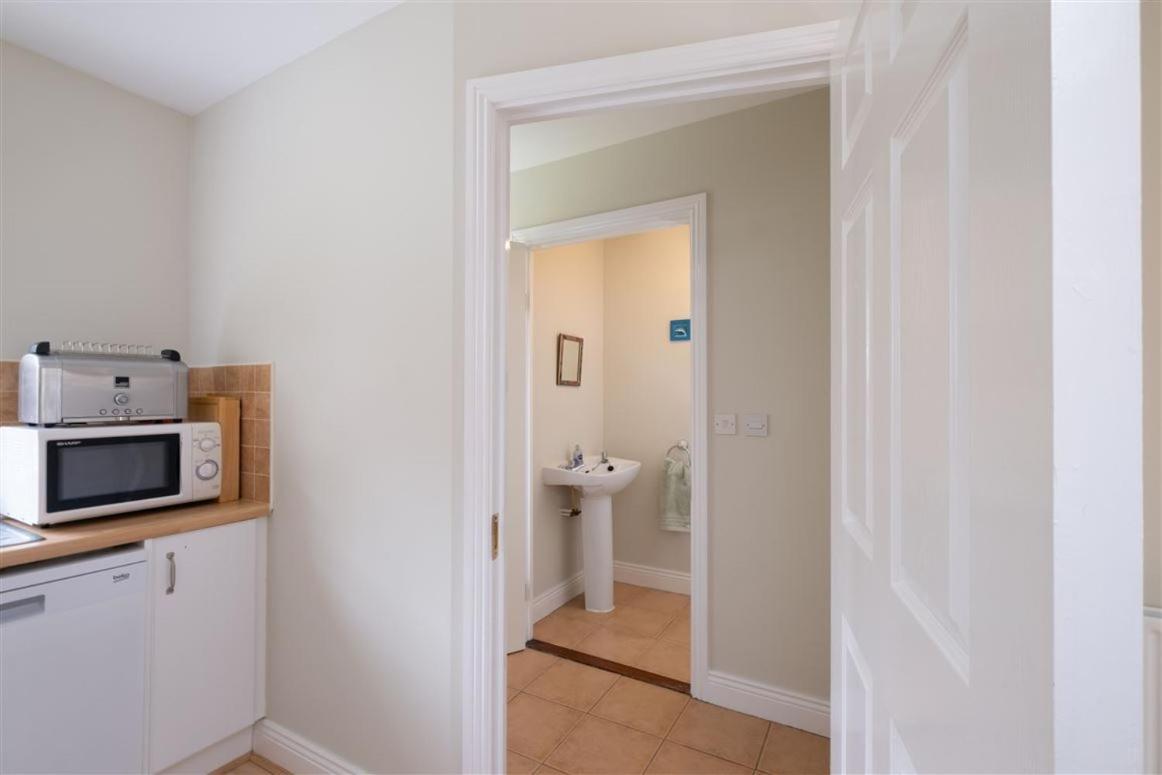 2 Cosy Bedrooms In A 3 Bed Home Tyrrelstown Εξωτερικό φωτογραφία